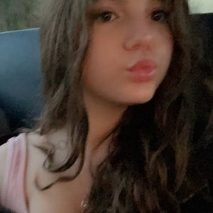 Meet your Posher, Izabella